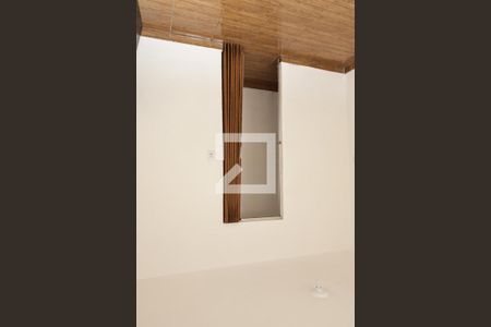 Casa à venda com 60m², 2 quartos e sem vagaSala