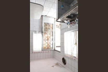 Casa à venda com 60m², 2 quartos e sem vagacozinha