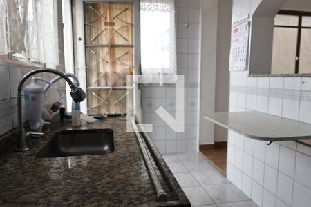 Casa à venda com 60m², 2 quartos e sem vagacozinha