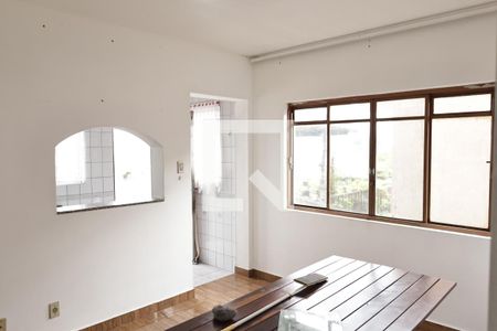 Casa à venda com 60m², 2 quartos e sem vagasala