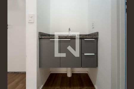Apartamento à venda com 35m², 2 quartos e sem vaga Apartamento à venda com 35m², 2 quartos e sem vagaBanheiro