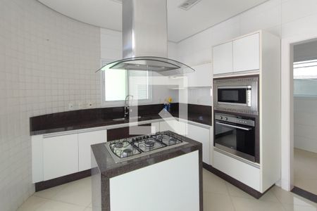 Casa de condomínio à venda com 315m², 4 quartos e 2 vagasCozinha