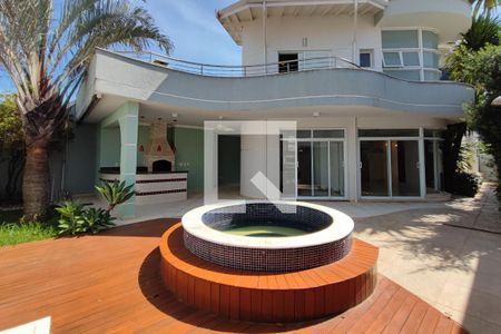 Casa de condomínio à venda com 315m², 4 quartos e 2 vagasQuintal