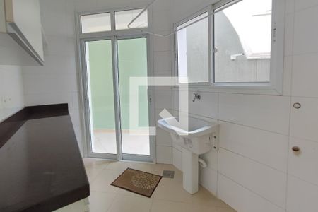 Casa de condomínio à venda com 315m², 4 quartos e 2 vagasÁrea de Serviço