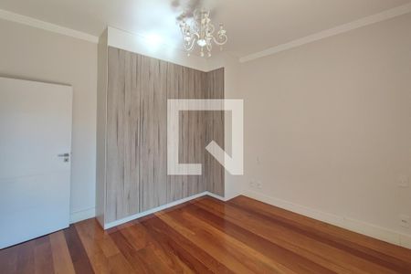 Casa de condomínio à venda com 315m², 4 quartos e 2 vagasQuarto 2