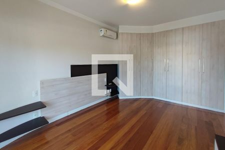 Casa de condomínio à venda com 315m², 4 quartos e 2 vagasQuarto Suíte Master