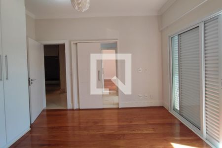 Casa de condomínio à venda com 315m², 4 quartos e 2 vagasQuarto 3