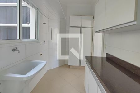 Casa de condomínio à venda com 315m², 4 quartos e 2 vagasÁrea de Serviço