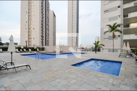 Apartamento para alugar com 95m², 3 quartos e 2 vagas Apartamento para alugar com 95m², 3 quartos e 2 vagasÁrea comum - Piscina