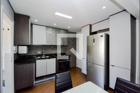 Apartamento para alugar com 95m², 3 quartos e 2 vagas Apartamento para alugar com 95m², 3 quartos e 2 vagasCozinha