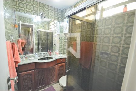 Apartamento à venda com 140m², 4 quartos e 1 vaga Apartamento à venda com 140m², 4 quartos e 1 vagaBanheiro Social