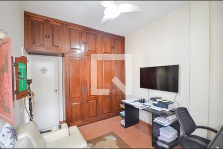 Apartamento à venda com 140m², 4 quartos e 1 vaga Apartamento à venda com 140m², 4 quartos e 1 vagaQuarto 3