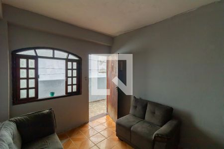 Sala de casa para alugar com 2 quartos, 70m² em Jardim Europa, Itaquaquecetuba