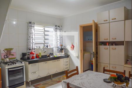 Casa à venda com 154m², 3 quartos e 2 vagasCozinha