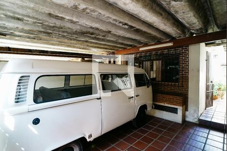 Casa à venda com 179m², 3 quartos e 2 vagas Casa à venda com 179m², 3 quartos e 2 vagasGaragem