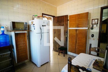 Casa à venda com 179m², 3 quartos e 2 vagas Casa à venda com 179m², 3 quartos e 2 vagasCozinha