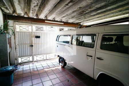 Casa à venda com 179m², 3 quartos e 2 vagas Casa à venda com 179m², 3 quartos e 2 vagasGaragem