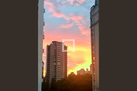 Apartamento para alugar com 100m², 1 quarto e sem vagaVista