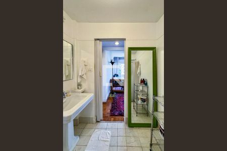 Apartamento para alugar com 100m², 1 quarto e sem vagaBanheiro