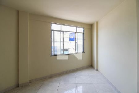 Quarto 1 de apartamento para alugar com 2 quartos, 62m² em Califórnia, Nova Iguaçu