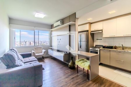 Sala de apartamento para alugar com 2 quartos, 62m² em Medianeira, Porto Alegre
