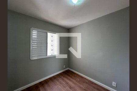 Suíte de apartamento para alugar com 2 quartos, 57m² em Vila das Belezas, São Paulo