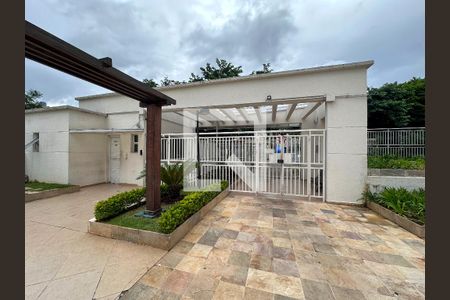 Apartamento para alugar com 57m², 2 quartos e 1 vagaEntrada