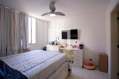 Suíte de apartamento à venda com 2 quartos, 110m² em Santa Rosa, Niterói