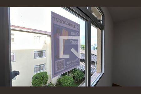 Quarto 1 de apartamento para alugar com 2 quartos, 55m² em Cidade Industrial de Curitiba, Curitiba