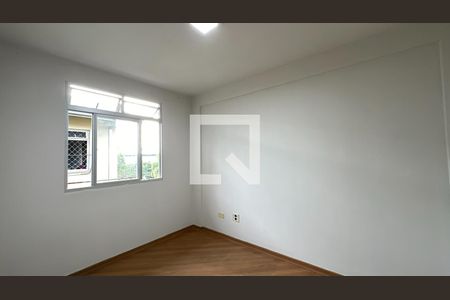 Quarto 2 de apartamento para alugar com 2 quartos, 55m² em Cidade Industrial de Curitiba, Curitiba
