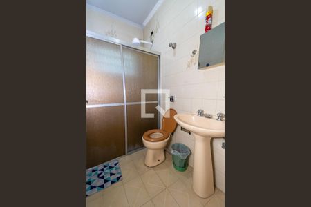 Casa à venda com 700m², 3 quartos e 3 vagasBanheiro 2