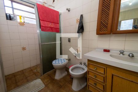 Casa à venda com 700m², 3 quartos e 3 vagasBanheiro 1