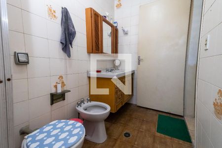 Casa à venda com 700m², 3 quartos e 3 vagasBanheiro 1