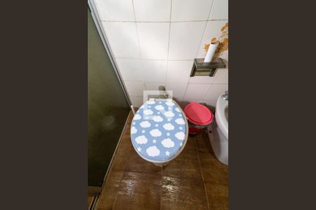 Casa à venda com 700m², 3 quartos e 3 vagasBanheiro 1