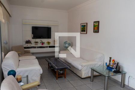 Sala de casa para alugar com 4 quartos, 150m² em Jardim Ester Yolanda, São Paulo