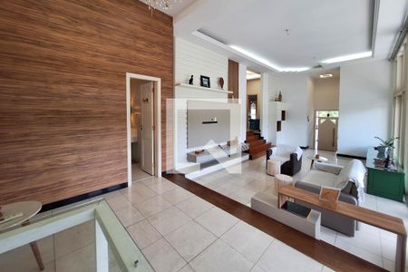 Sala de casa de condomínio para alugar com 4 quartos, 240m² em Badu, Niterói