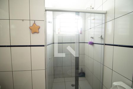 Casa à venda com 228m², 4 quartos e 3 vagas Casa à venda com 228m², 4 quartos e 3 vagasBanheiro 4