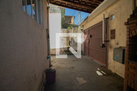 Casa à venda com 228m², 4 quartos e 3 vagas