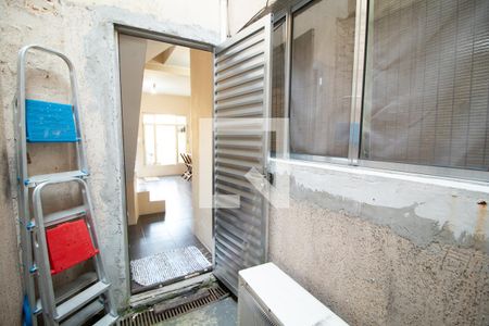 Casa à venda com 228m², 4 quartos e 3 vagas Casa à venda com 228m², 4 quartos e 3 vagasÁrea de serviço