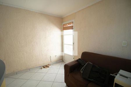 Casa à venda com 228m², 4 quartos e 3 vagas Casa à venda com 228m², 4 quartos e 3 vagasQuarto 3