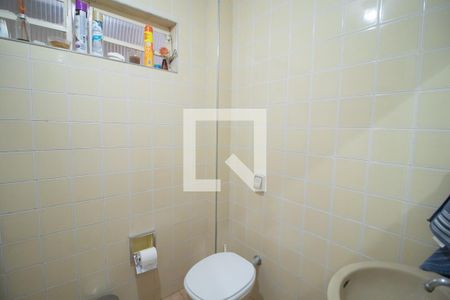 Casa à venda com 228m², 4 quartos e 3 vagas Casa à venda com 228m², 4 quartos e 3 vagasBanheiro 3