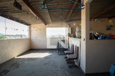 Casa à venda com 228m², 4 quartos e 3 vagas Casa à venda com 228m², 4 quartos e 3 vagasÁrea externa