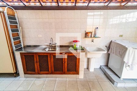 Casa à venda com 184m², 3 quartos e 2 vagas Casa à venda com 184m², 3 quartos e 2 vagasQuintal