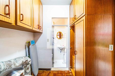 Casa à venda com 184m², 3 quartos e 2 vagas Casa à venda com 184m², 3 quartos e 2 vagasQuarto de serviço