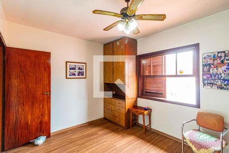 Casa à venda com 184m², 3 quartos e 2 vagas Casa à venda com 184m², 3 quartos e 2 vagasQuarto 02