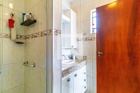 Casa à venda com 184m², 3 quartos e 2 vagas Casa à venda com 184m², 3 quartos e 2 vagasSuite - Banheiro