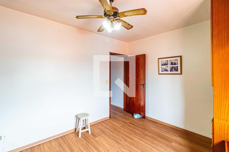 Casa à venda com 184m², 3 quartos e 2 vagas Casa à venda com 184m², 3 quartos e 2 vagasQuarto 02