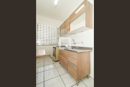 Cozinha e Área de Serviço de apartamento para alugar com 1 quarto, 54m² em Três Figueiras, Porto Alegre