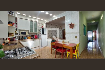 Casa à venda com 125m², 3 quartos e 2 vagasCozinha