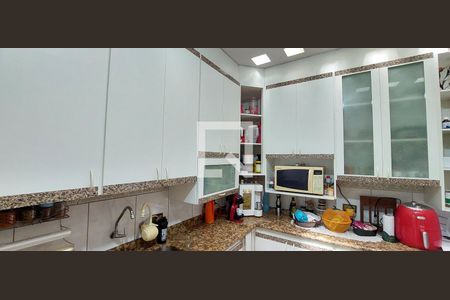 Casa à venda com 125m², 3 quartos e 2 vagasCozinha